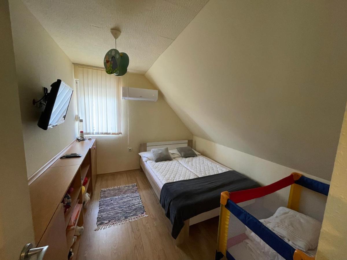 Mira Kucko Daire Oreglak Dış mekan fotoğraf